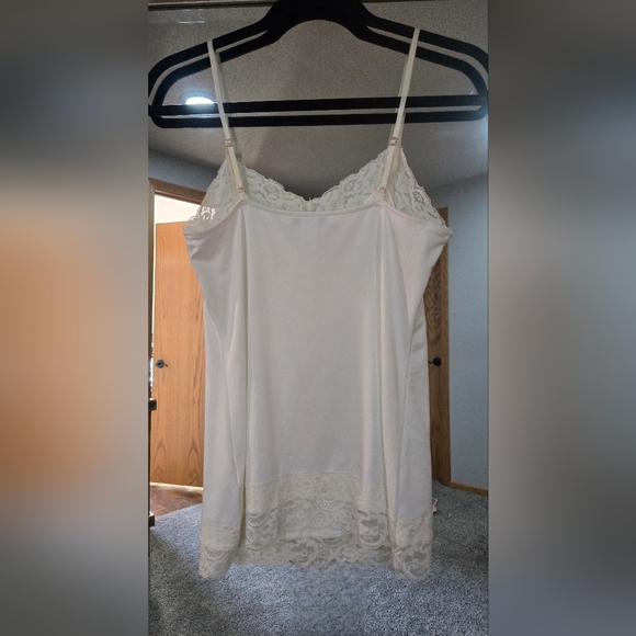 White House Black Market Cream Satin Lace Top - Picture 2 of 3